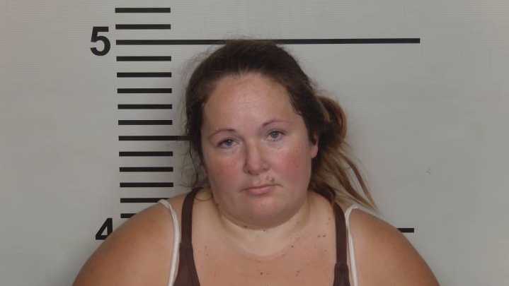 5 young children found living in 'deplorable' Lyndon apartment; mother arrested