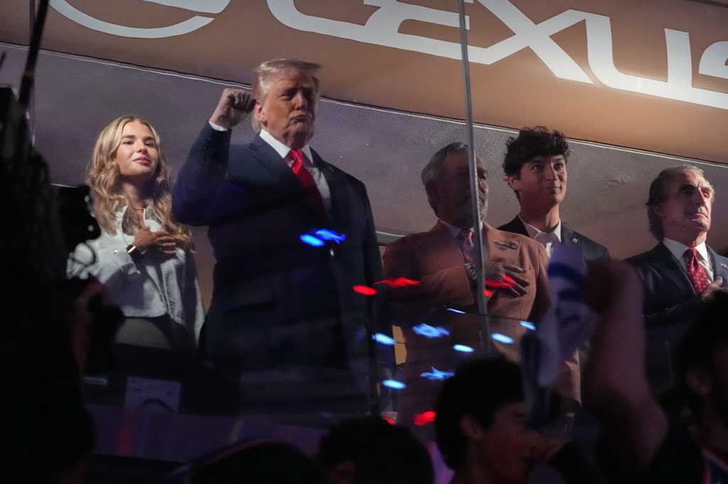 President Trump booed by the crowd during the anthem prior to Game 3 of the NBA Finals