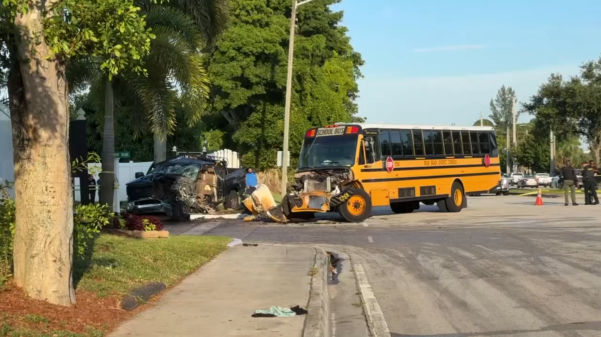 School bus crash with truck near Lake Worth, closing road