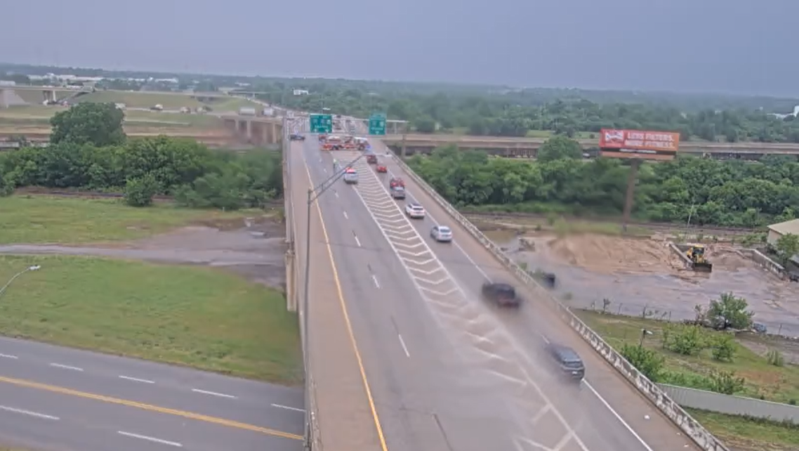 Westbound lanes of Interstate 40 at Forth Smith junction reopen after wreck