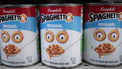 Woman claims she found worms moving in her daughter's SpaghettiOs, lawsuit sayswapt