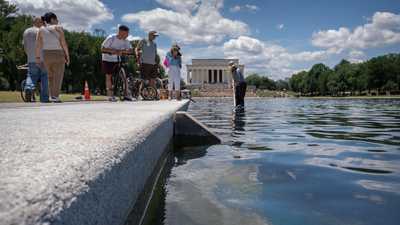 Algae and peeling blue material: Trump claims vandalism led to Reflecting Pool woesketv