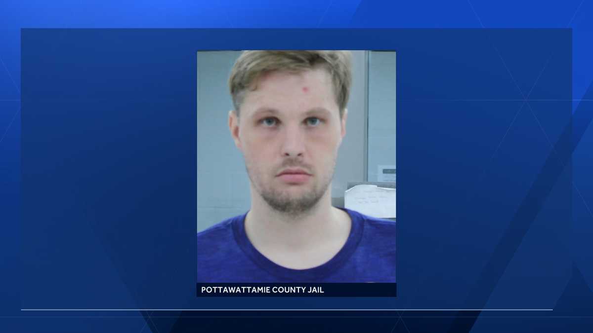 Council Bluffs police arrest man in connection to an online child predator operation