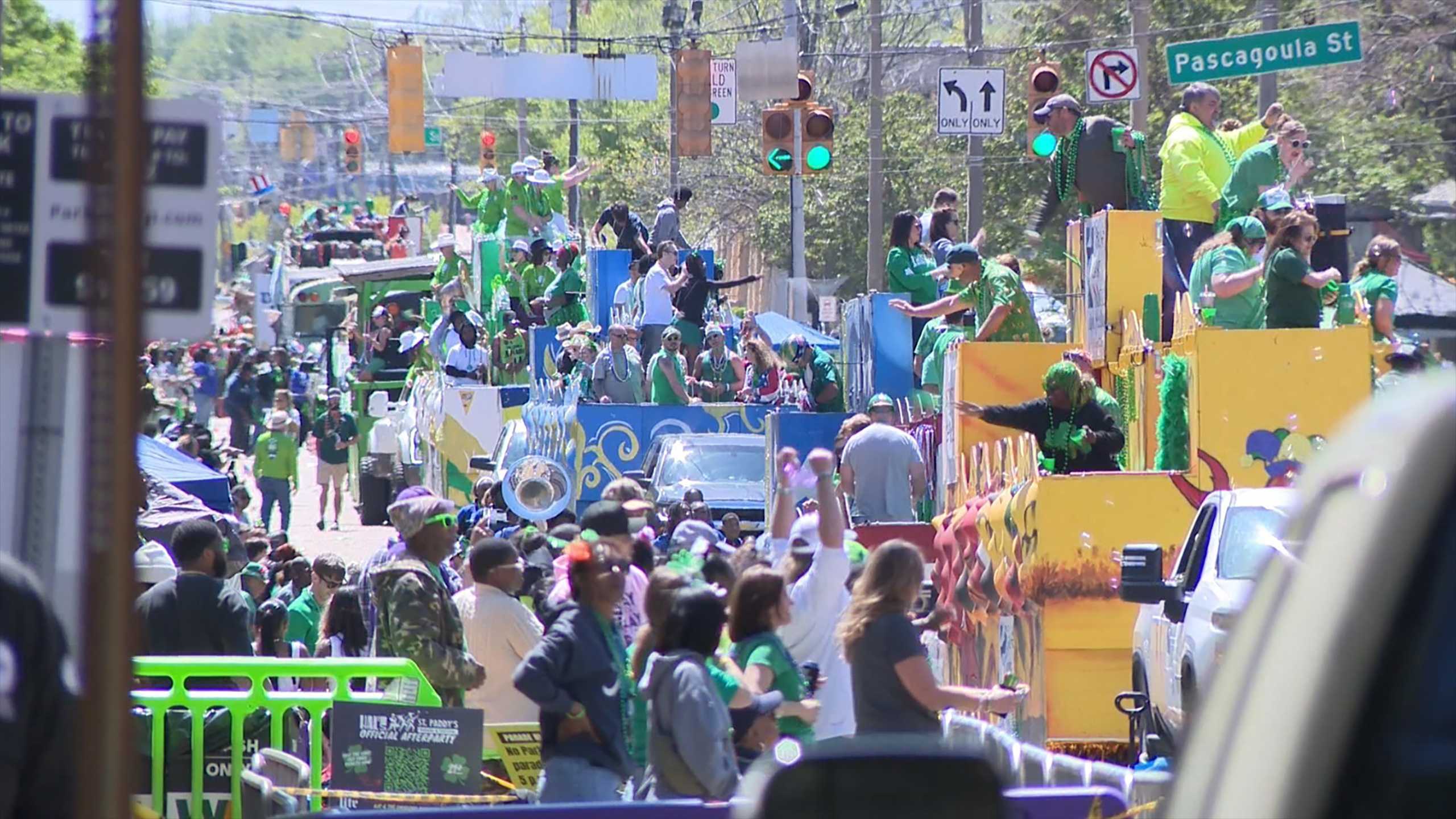 Jackson parade honoring Hal White raises record funds for Children's of Mississippi