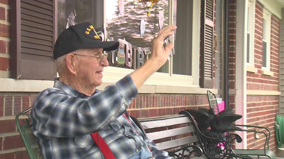Ohio veteran known for waving at school buses gets special birthday surprise