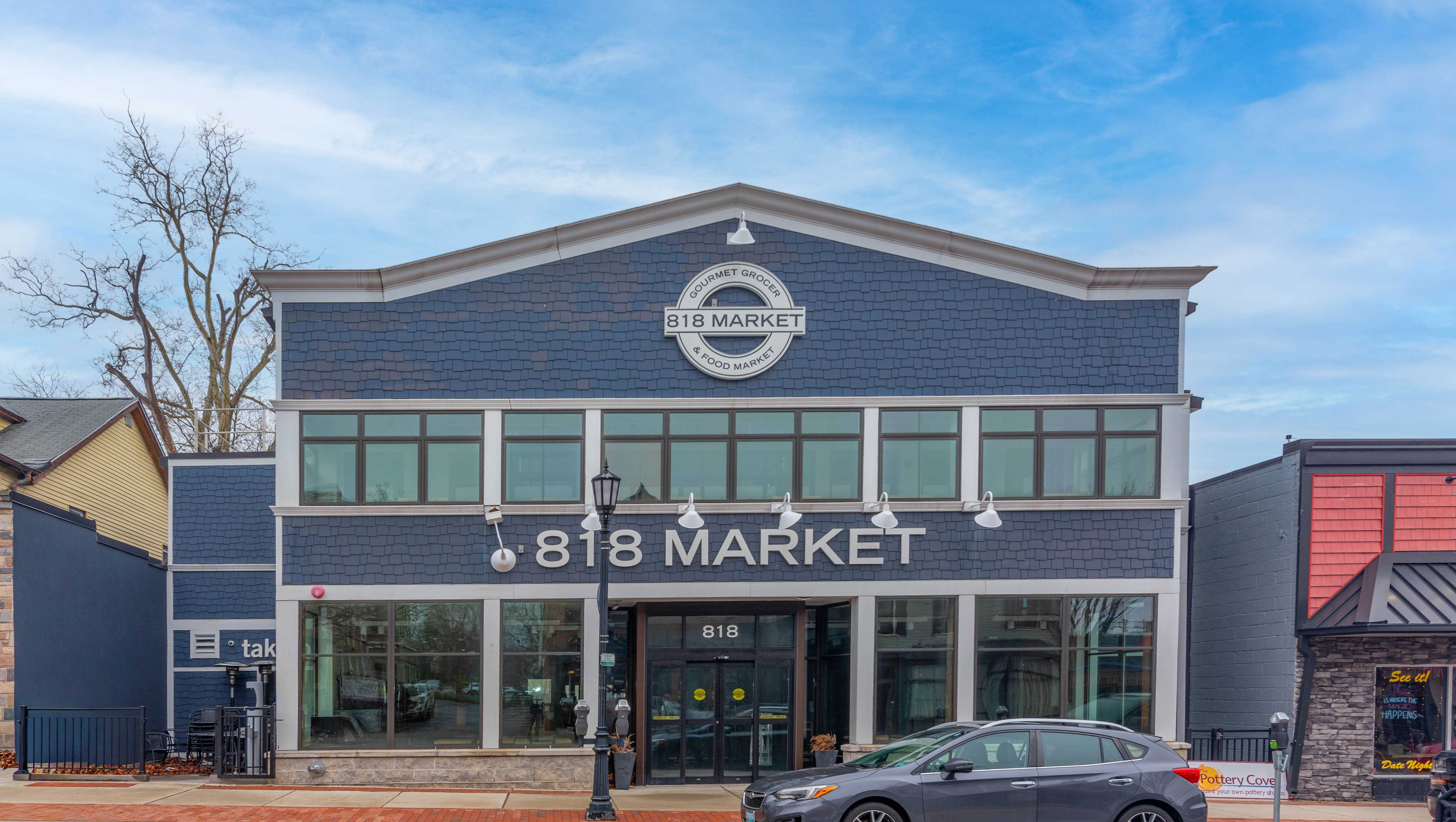 Shuttered gourmet market sells at auction for $3.1M