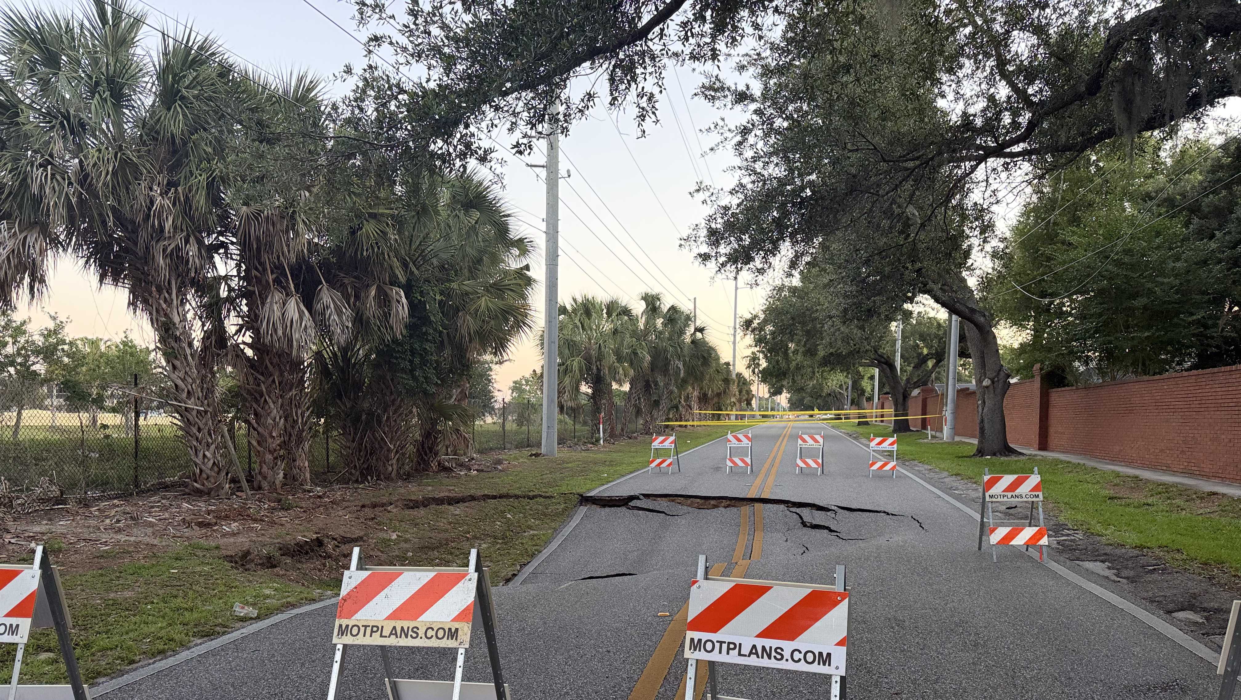 Large sinkhole shuts down section of Wymore Road in Maitland, officials say