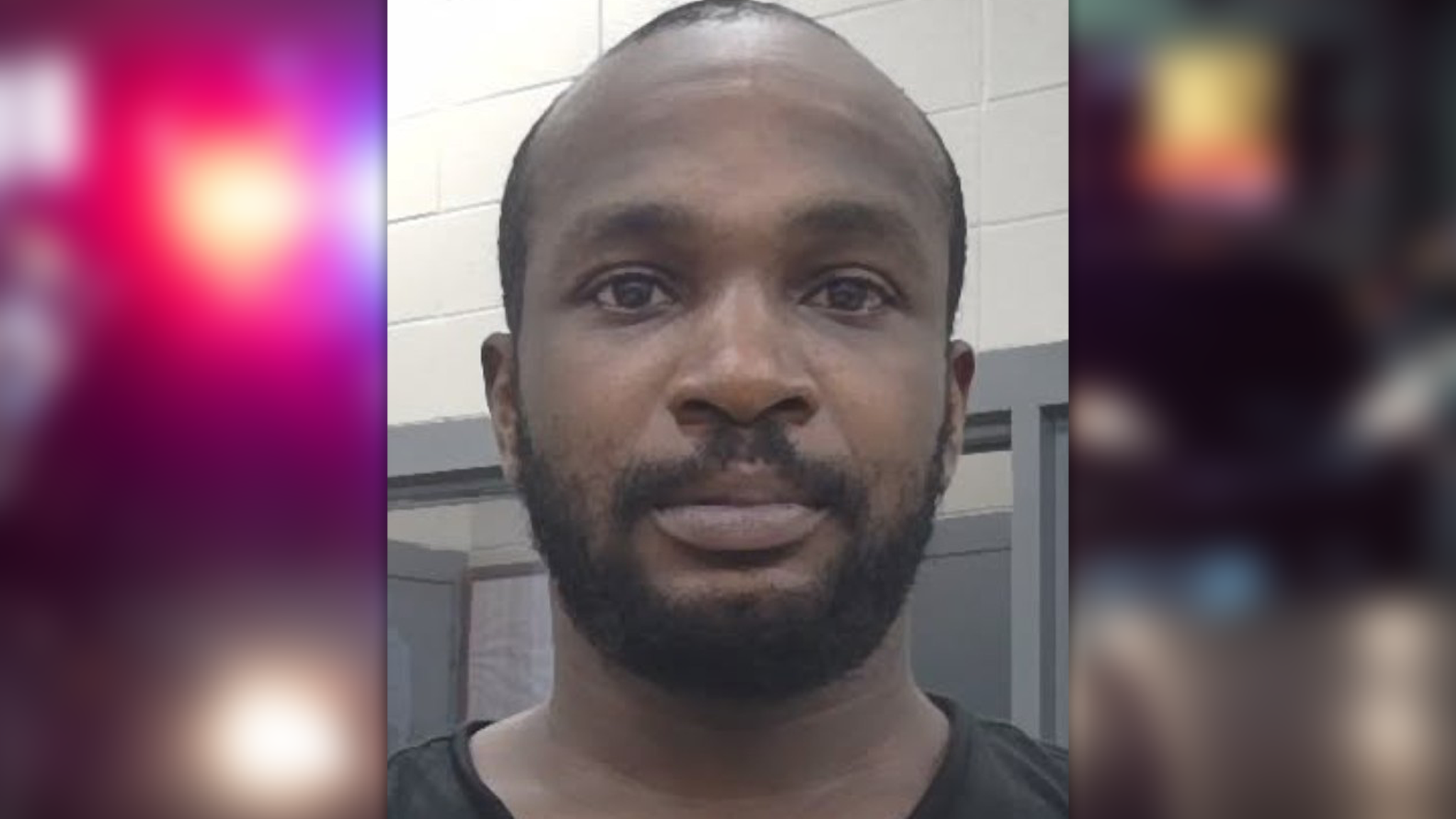 Man accused of exposing, touching himself in front of child, teen and their mother