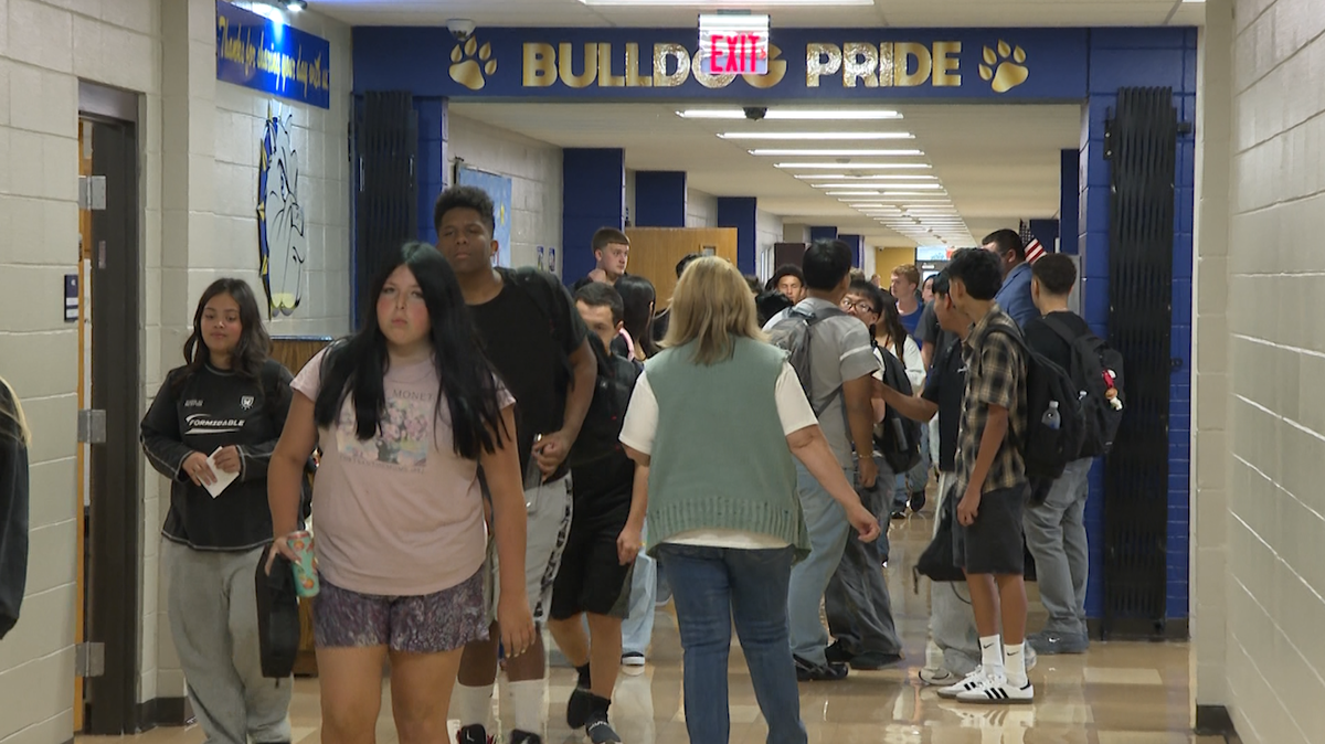Decatur students return to school with excitement and momentum