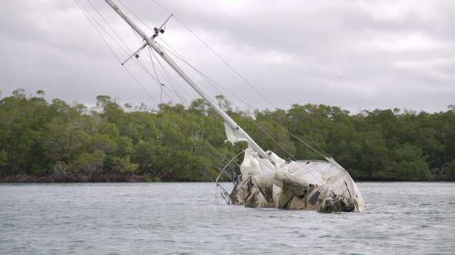 Derelict boat in Factory Bay