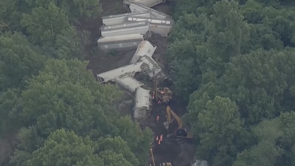 Freight train derails in Missouri, sending about 25 train cars into a field