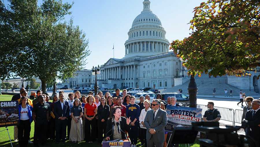 angela white green dress The Senate is poised to pass a sweeping bipartisan bill that would regulate college sports FW25 MAIN