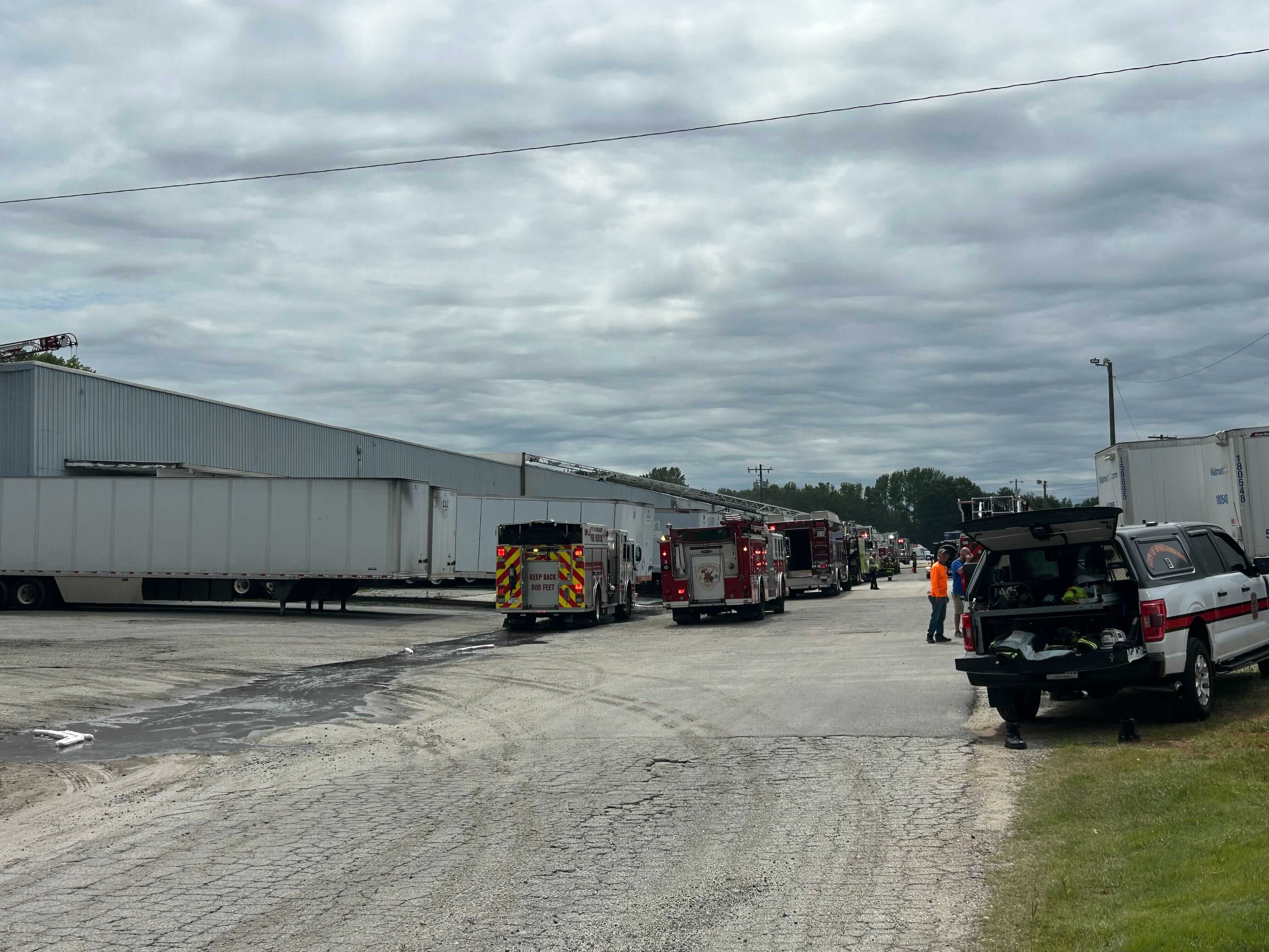 Crews respond to Upstate warehouse fire