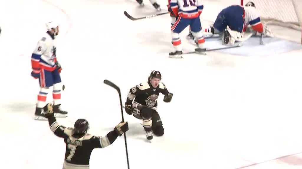 Hershey Bears sweep Bridgeport Islanders in Calder Cup opening round
