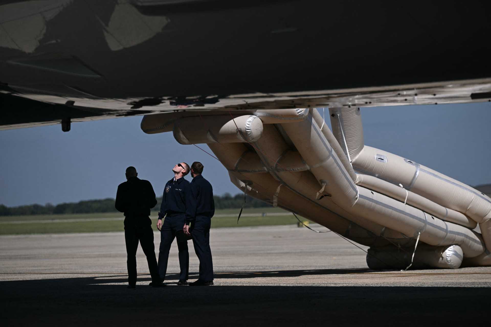 Trump's trip to Texas is briefly delayed after Air Force One's emergency slide deploys
