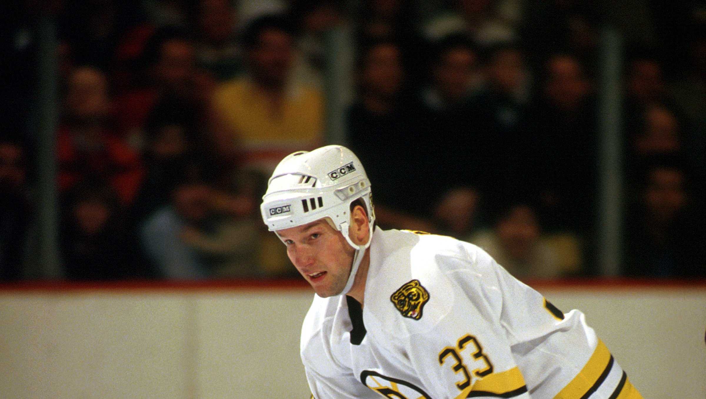 BU researchers diagnose former Bruins enforcer Lyndon Byers with CTE