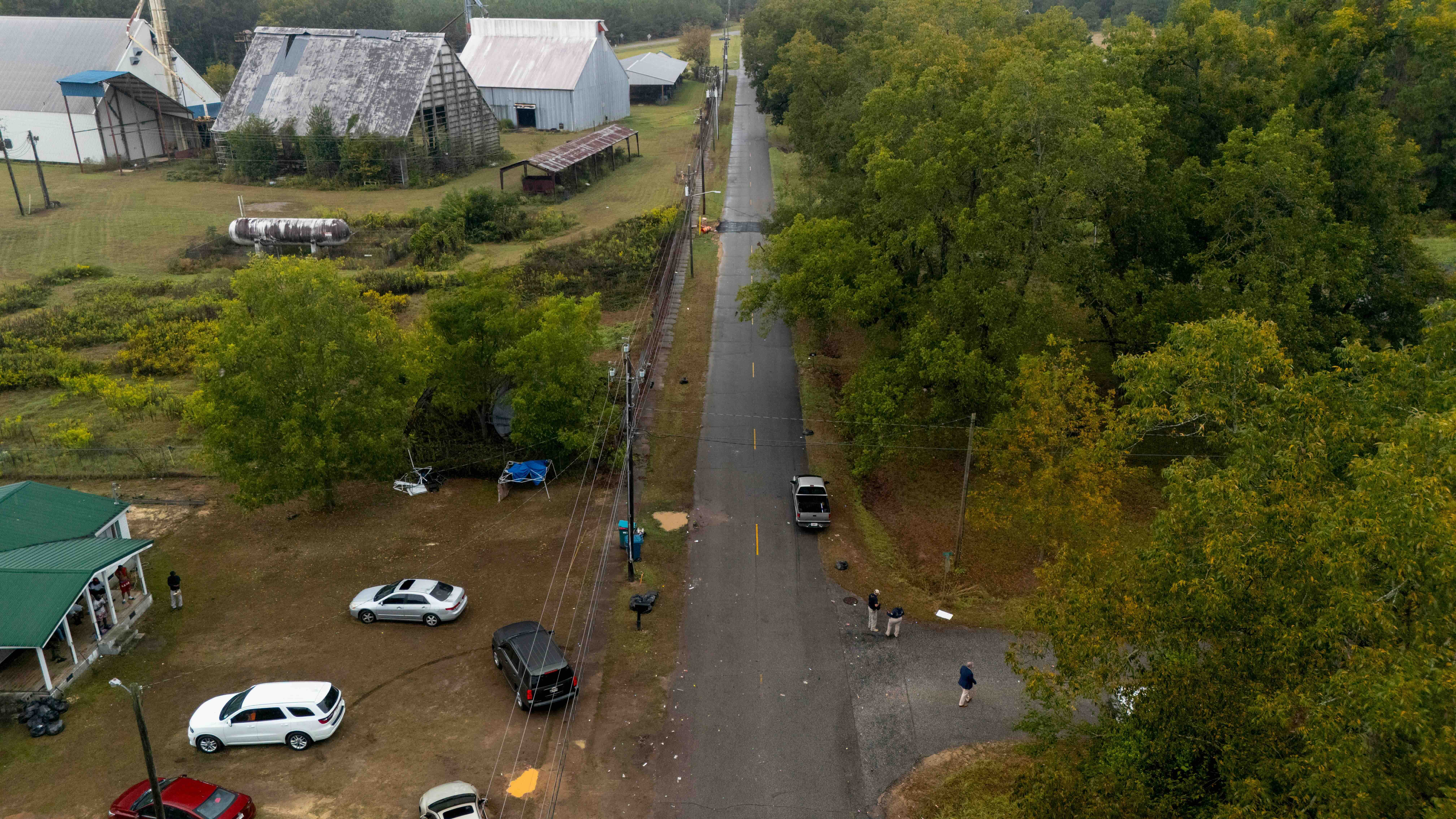 2 shot dead, dozens injured in shooting at neighborhood block party in southern Georgia