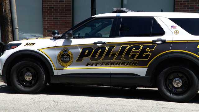 Police cruiser crashes into civilian vehicle in Pittsburgh, 2 taken to hospital