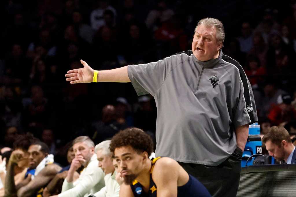 Hall of Fame basketball coach Bob Huggins has a 'progressive cognitive condition,' family says