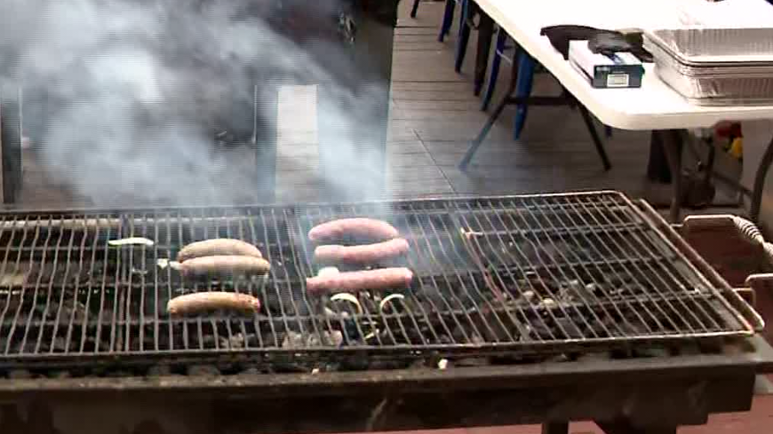 Milwaukee Businesses Offer Free Food if Brewers Win World Series