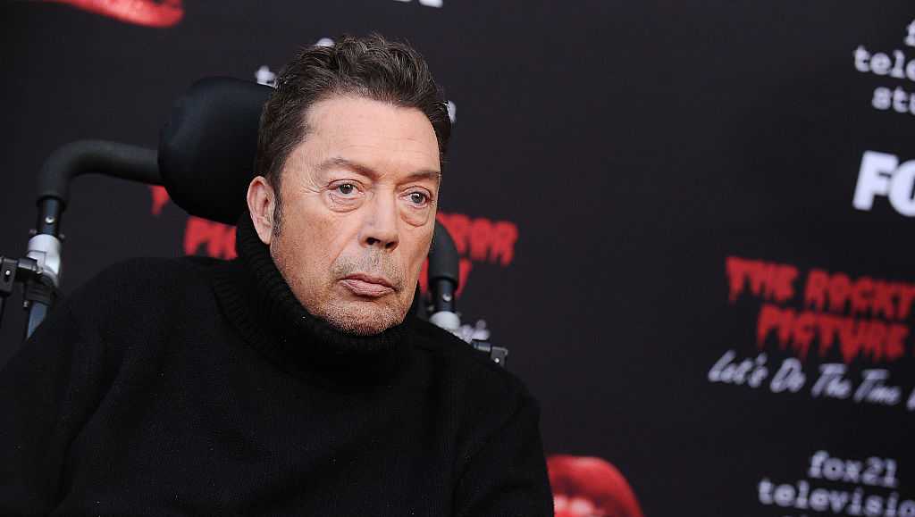 Boston 'Rocky Horror' fans honor Tim Curry after his death