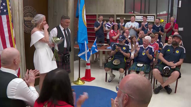couple from scotland ties the knot at boston city hall