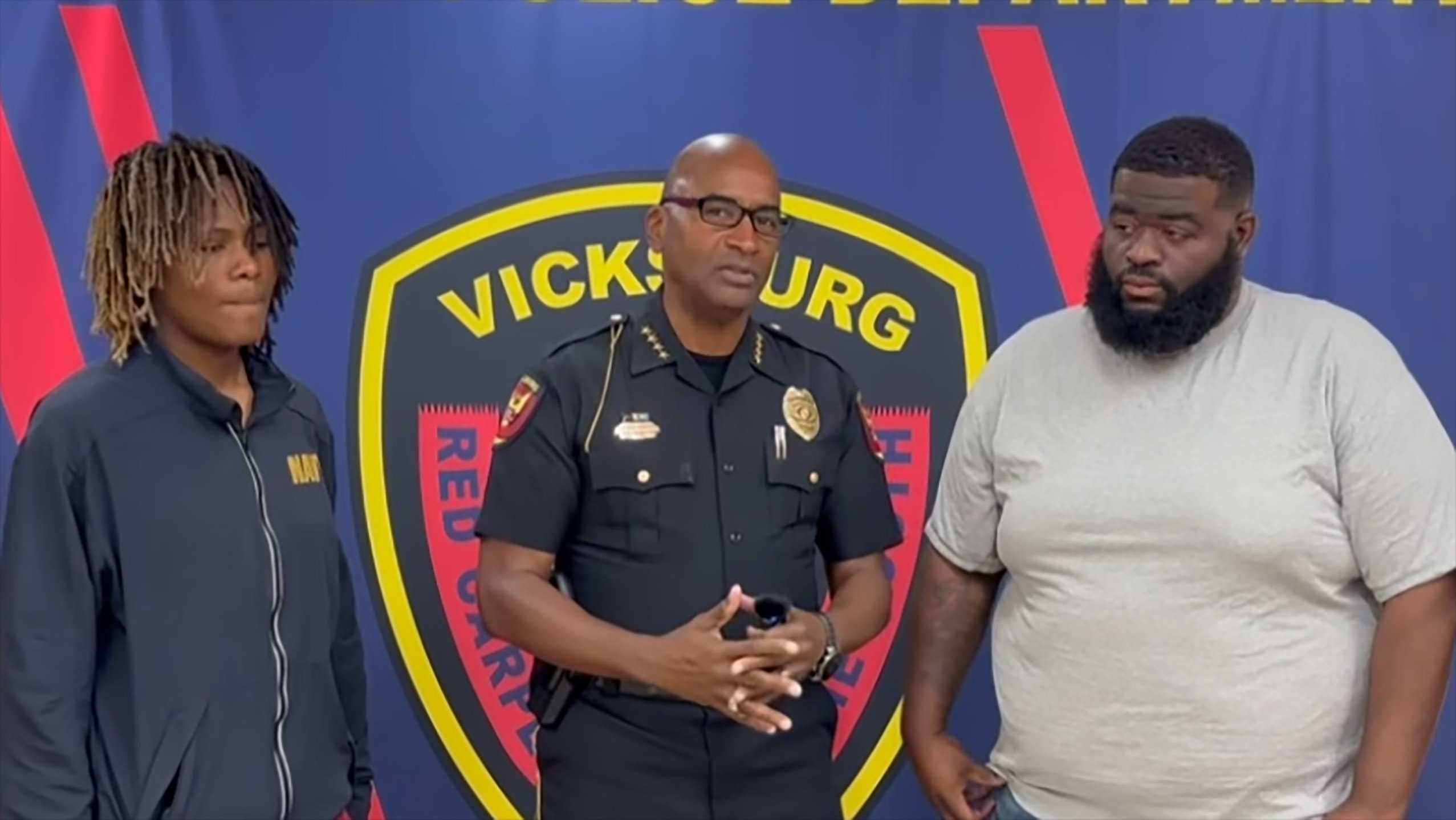 Vicksburg police chief commends man who tried to save shooting victim's life