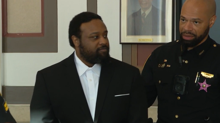 Rodney Hinton trial: Jury selection continues in case against man accused of killing deputy