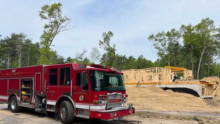 Wall collapse injures 2 workers at South Shore construction site
