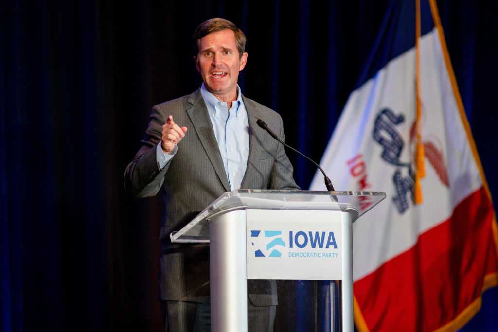 wlwt.com - Kurt Knue - Andy Beshear visits Iowa in latest sign that Kentucky's governor may be mulling presidential bid