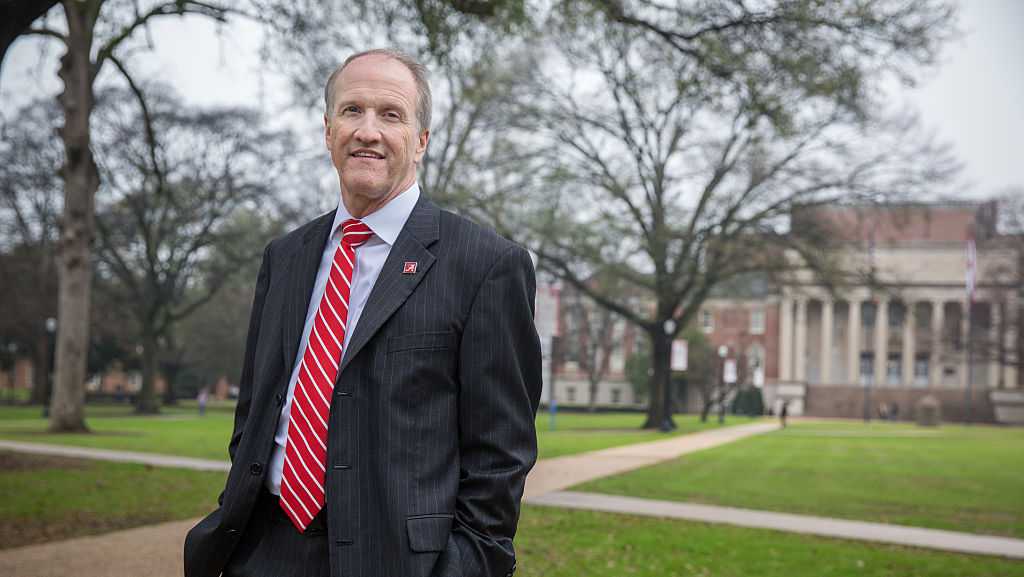 Stuart Bell named sole finalist to become next president of University of Florida