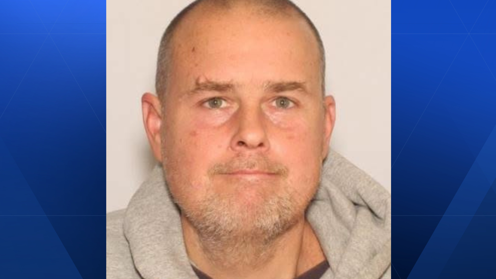 Police searching for East Price Hill man accused of stabbing victim with scissors