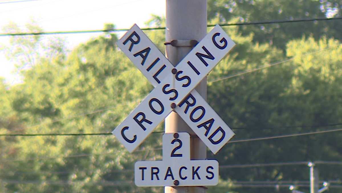 CSX delays track work in Alabaster, crossings on Alabama 119 to stay open Friday
