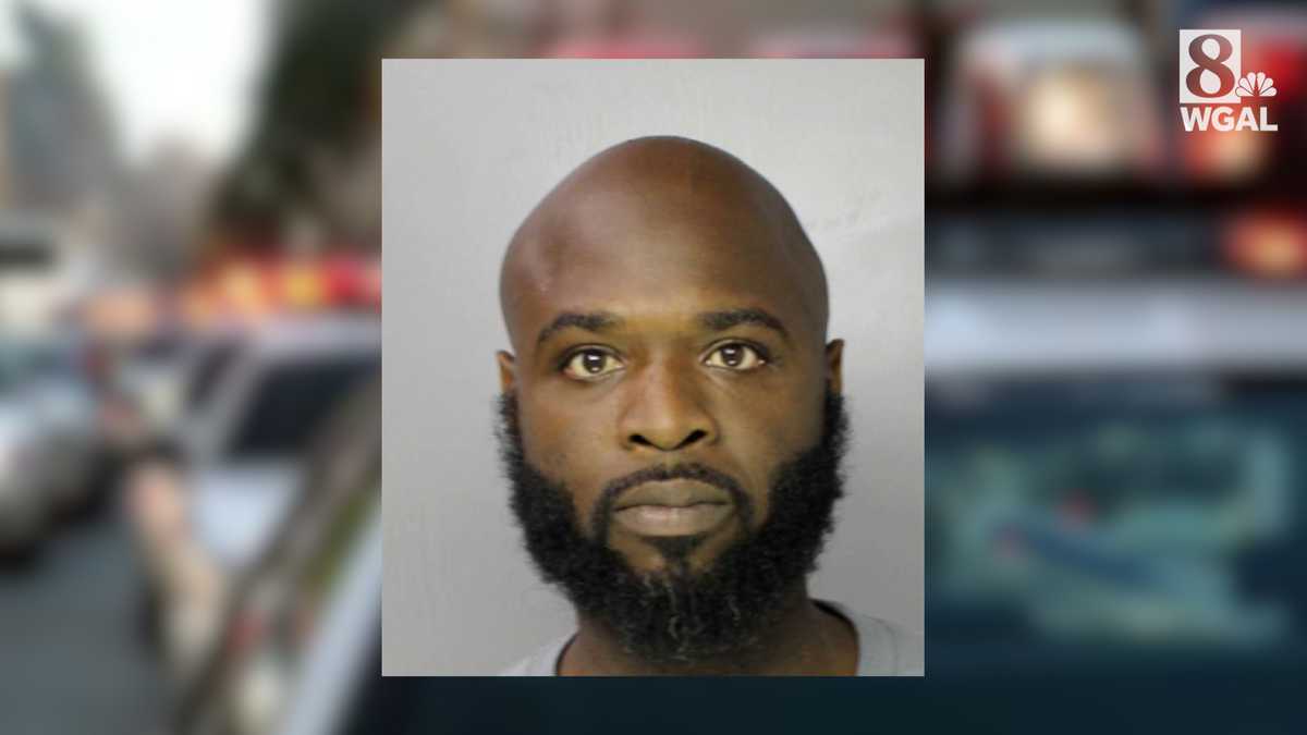 Man now in custody for attempted homicide after machete attack, police say