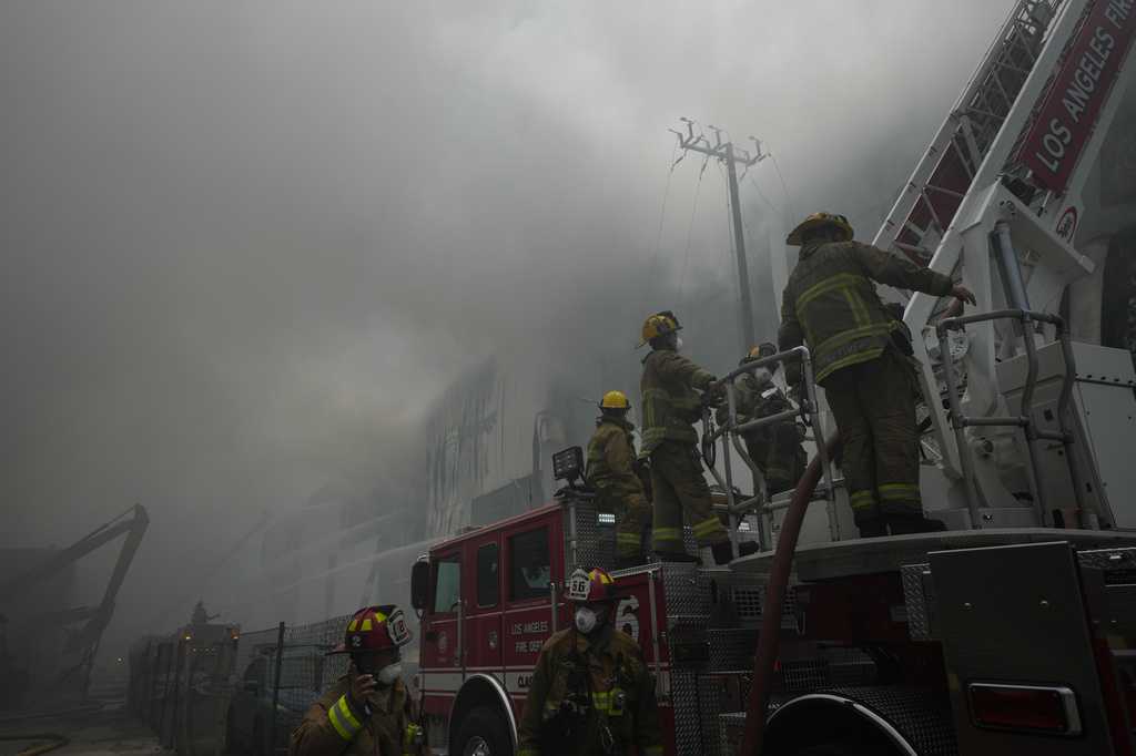 What to know about a cold storage warehouse fire in Los Angeles - WISN