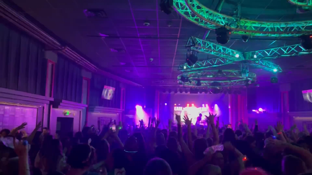 Dance party in Towson offers women a fun night out with an early finish
