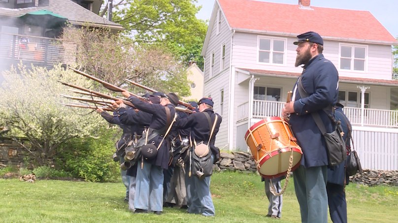 Civil War reenactors celebrate Memorial Day at 5th Maine Museum on Peaks Island