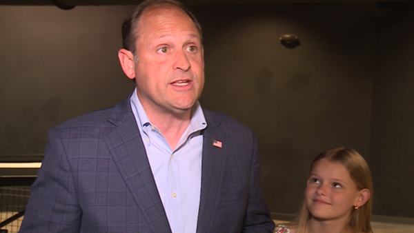 US Rep. Andy Barr discusses campaign to replace Sen. McConnell during stop in NKY