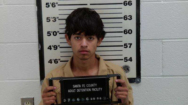 Santa Fe man arrested after firing gun during argument