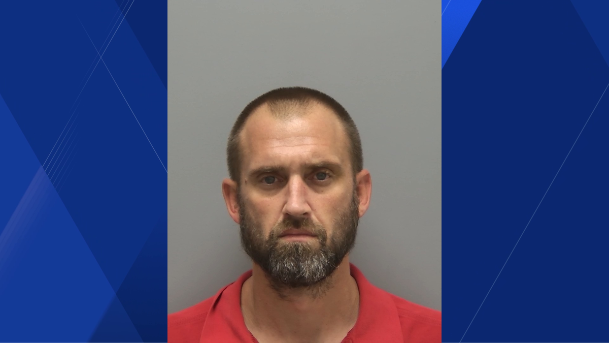 Lee County man wanted for skipping court after drug possession arrest