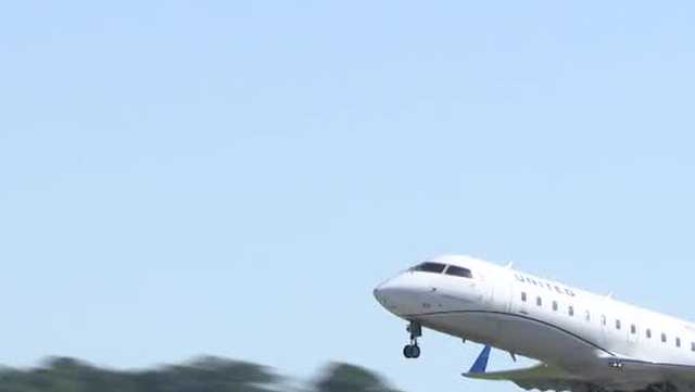 Lancaster Airport now offers nonstop flights to Chicago through United Express