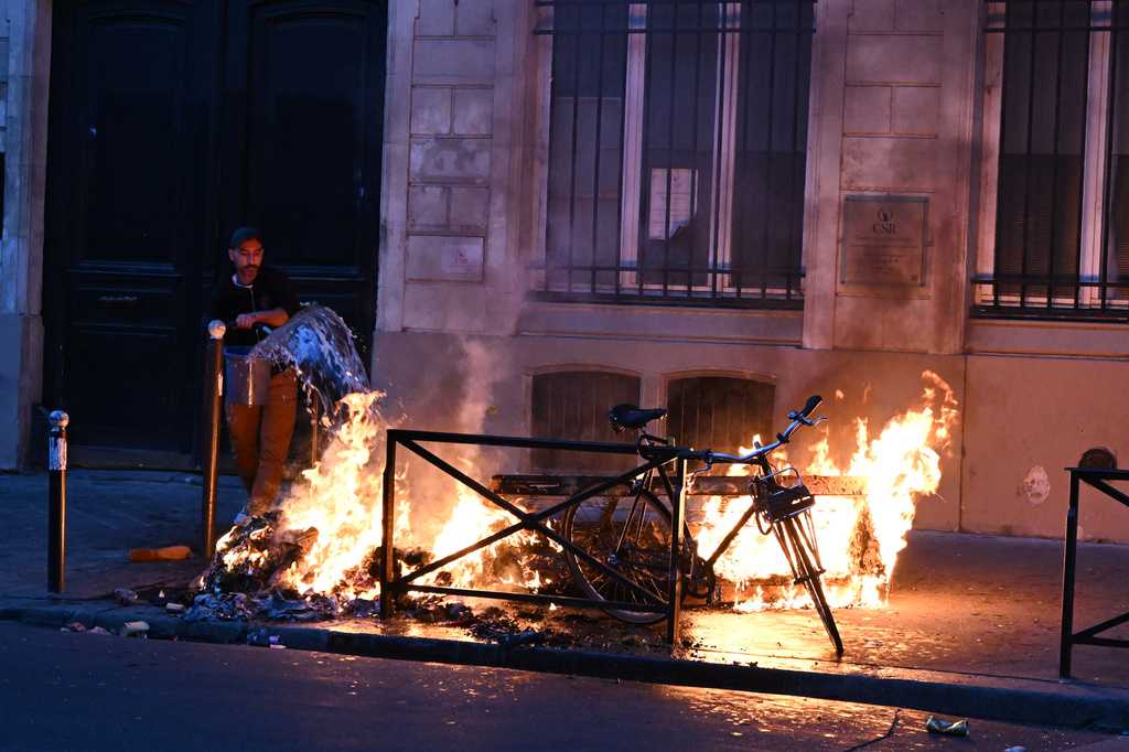 France's prime minister calls for localized curfews in cities to curb rioting and looting