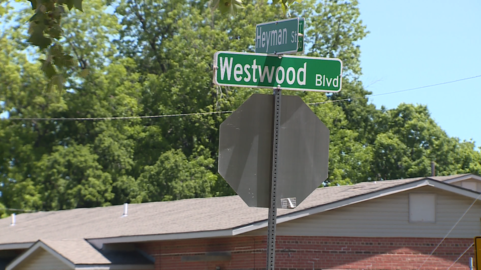Police search for suspect after man who just turned 27 fatally shot at OKC apartment complex