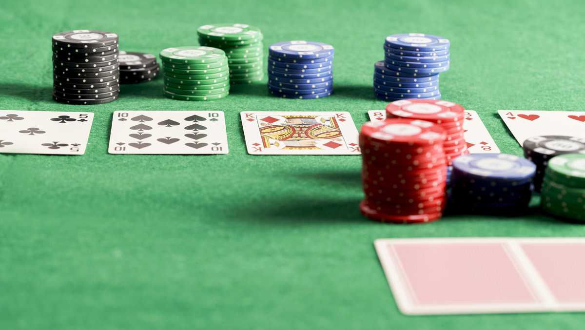 Alleged gambling operation shut down in Essex Junction