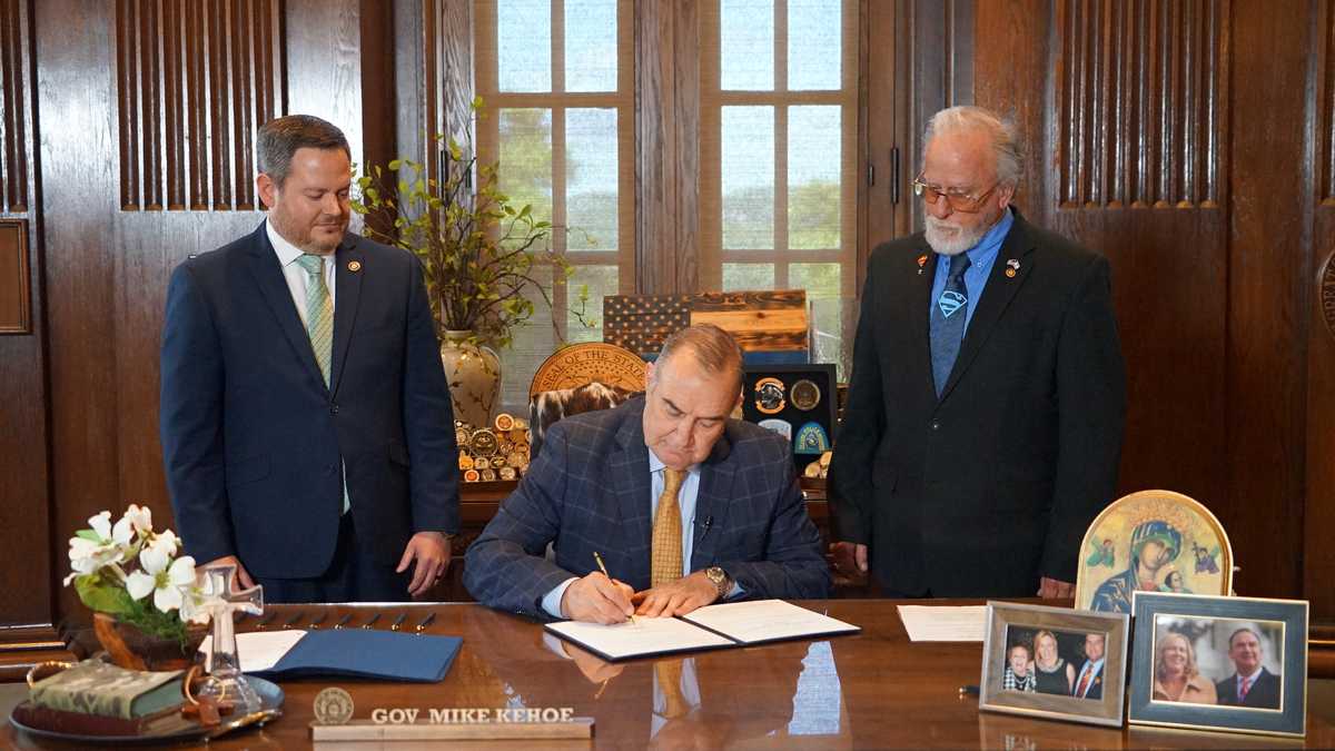 Missouri governor signs bill establishing provisions, protections for web accessibility cases