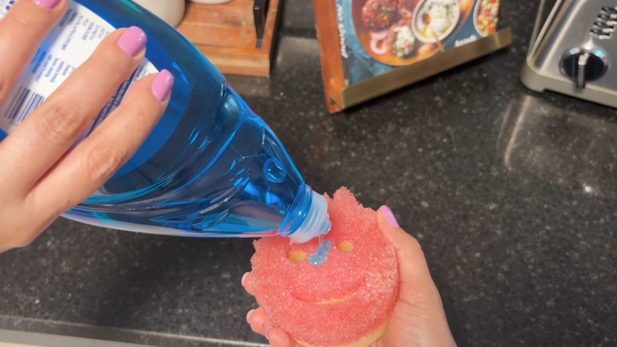 Consumer Reports: Dish Soap 'Dos and Don'ts'