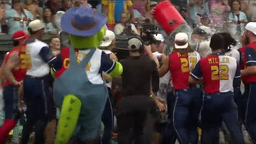 texas tailgaters beat loco beach coconuts, reach banana bowl