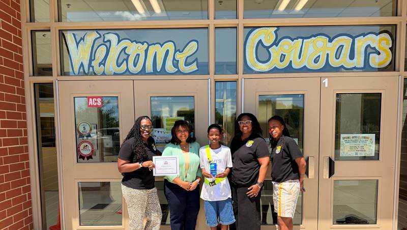 Elementary student awarded 'Safety Patroller of the Year' for keeping calm under pressure