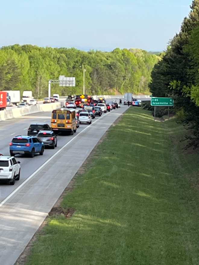 I-385 पर दुर्घटना में शामिल ग्रीनविले अधिकारी