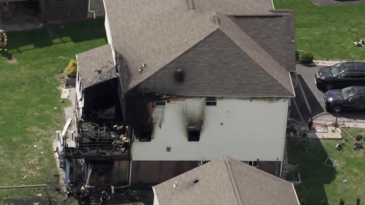 Crews respond to house fire in Jefferson Hills, Allegheny County - WTAE